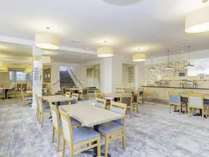 DiningRoom